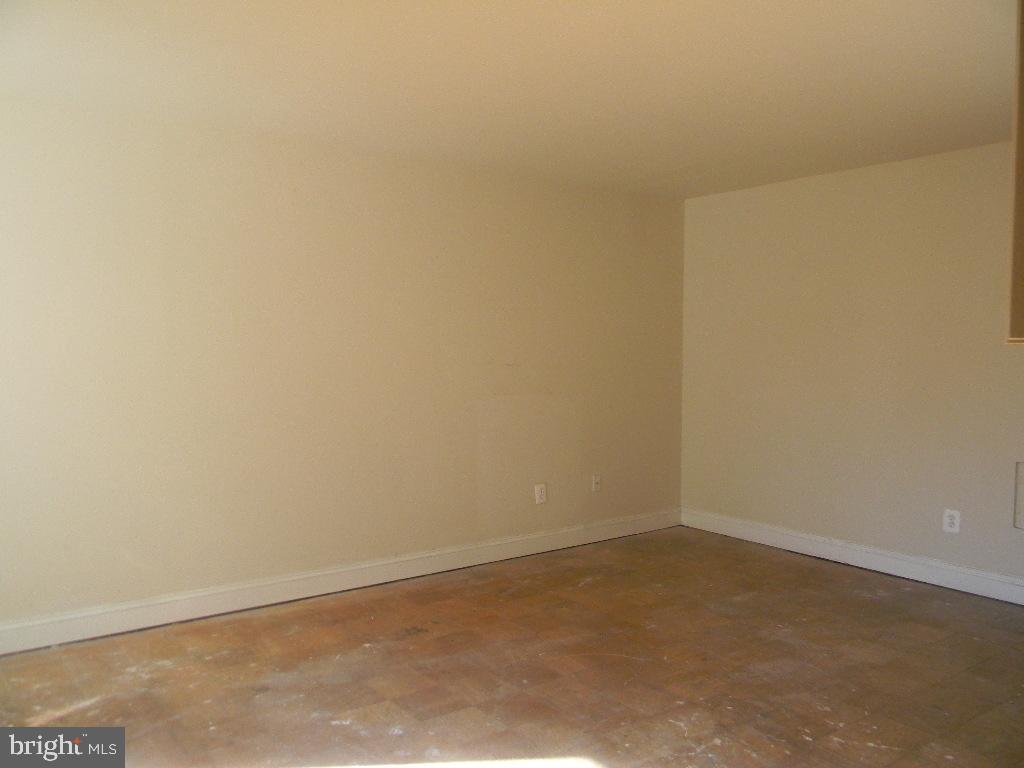 1005 Chillum Road, Unit 205 Hyattsville, MD 20782 - Photo 6 of 9