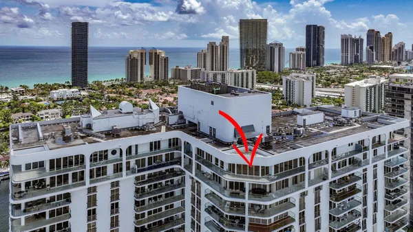 $2,295,900 | 19707 Turnberry Way, Unit TS2, Aventura, FL 33180