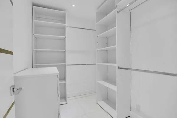 $2,295,900 | 19707 Turnberry Way, Unit TS2, Aventura, FL 33180