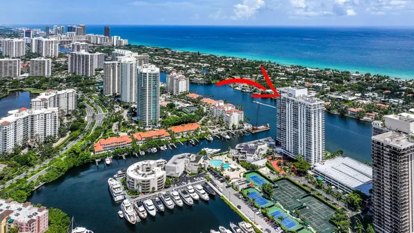 $2,295,900 | 19707 Turnberry Way, Unit TS2, Aventura, FL 33180