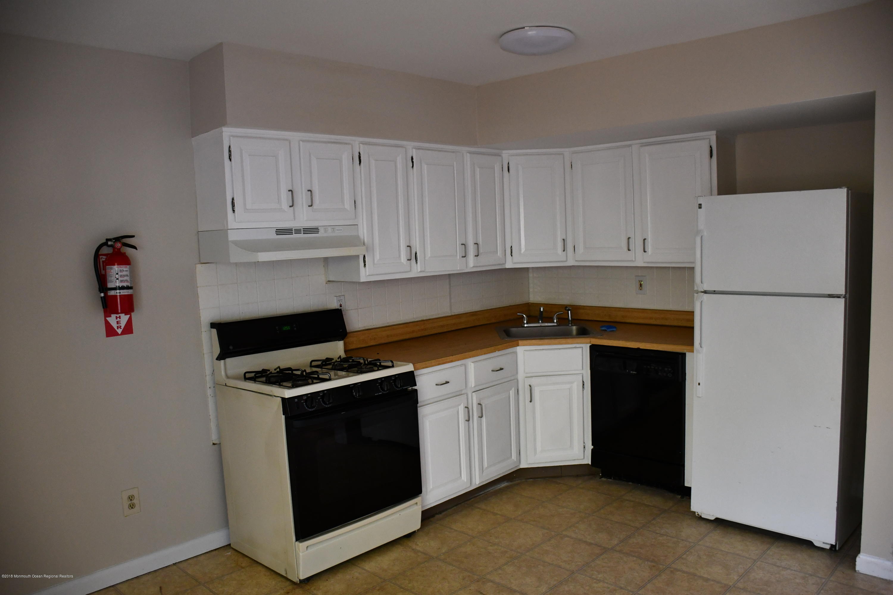 8 Creek Road, Unit 251 Brick, NJ 08724 - Photo 7 of 13 DSC_1417