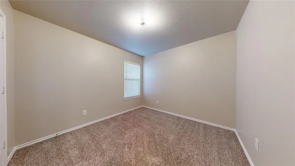 $1,800 | 1329 Silver Maple Lane, Royse City, TX 75189