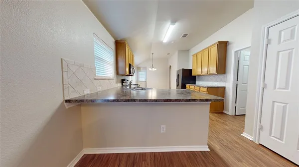 $1,800 | 1329 Silver Maple Lane, Royse City, TX 75189