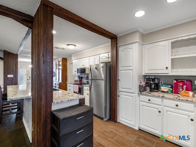 906 Mead Road Victoria, TX 77904 - Photo 12 of 30