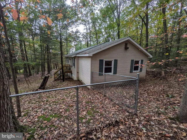 $149,000 | 139 Oakwood Drive, Newport, PA 17074