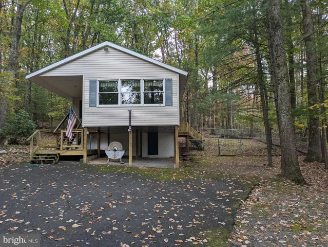 $149,000 | 139 Oakwood Drive, Newport, PA 17074