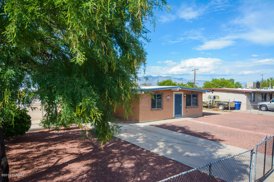 2002 West Spring Street Tucson, AZ 85745 - Photo 3 of 20 Gallery Image 3