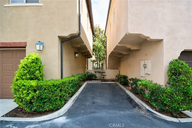 $3,250 | 53 Costa Brava, Irvine, CA 92620