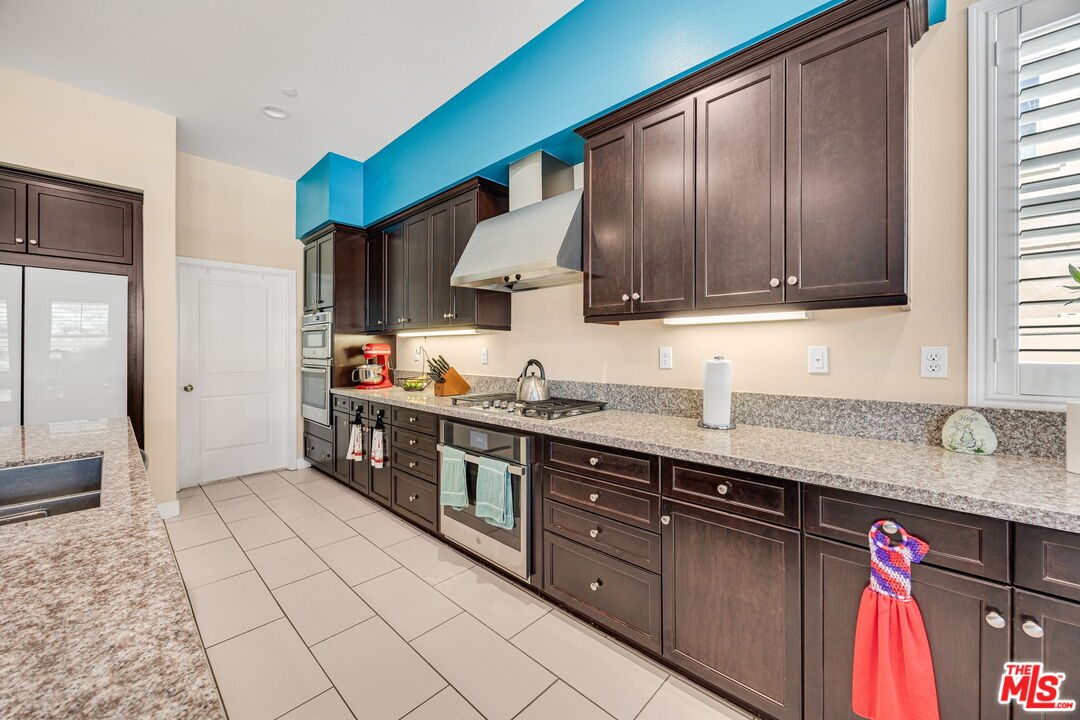13447 Gold Medal Court Riverside, CA 92503 - Photo 15 of 75