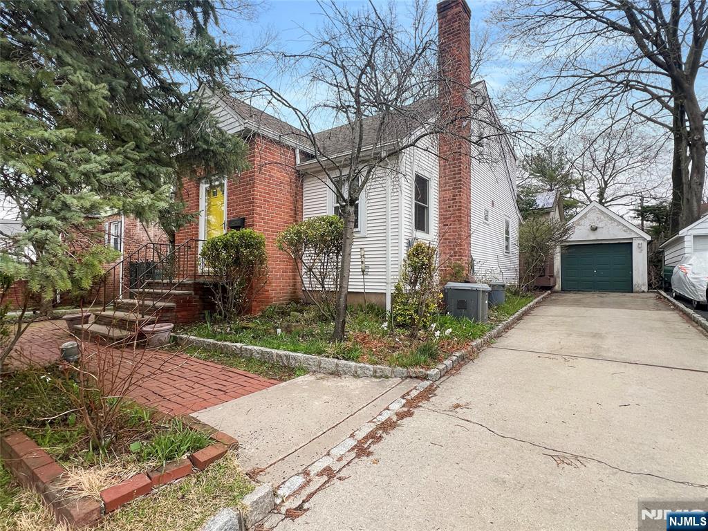 27 Jagoe Street Bergenfield, NJ 07621 - Photo 43 of 44