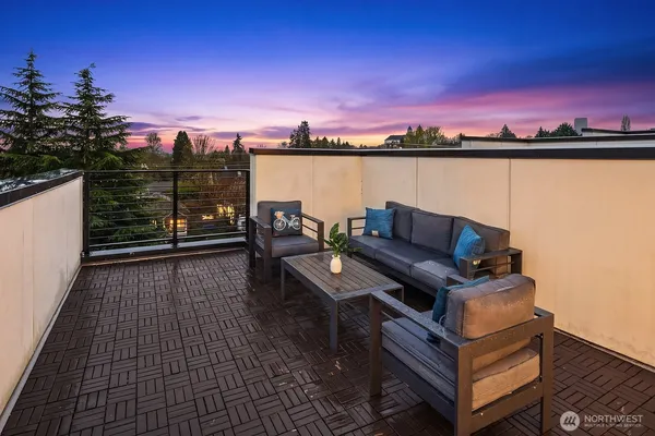 $699,000 | 1406 21st Avenue, Unit A, Seattle, WA 98122