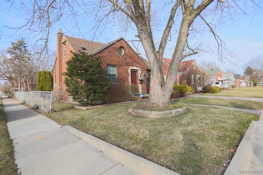 16003 Stephens Eastpointe, MI 48021 - Photo 4 of 30 Gallery Image 4