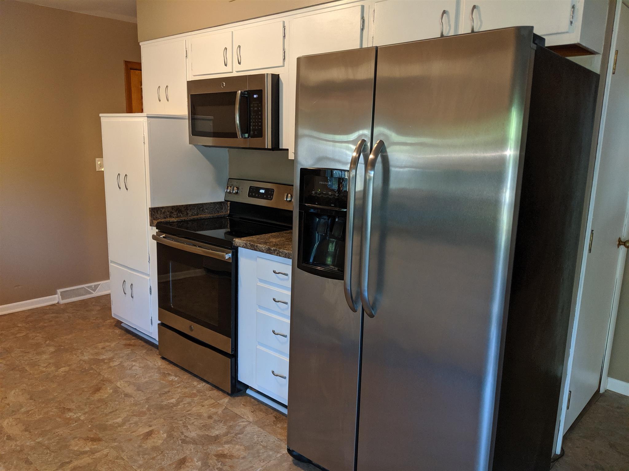 228 Bentley Road Vincennes, IN 47591 - Photo 2 of 31 Gallery Image 2