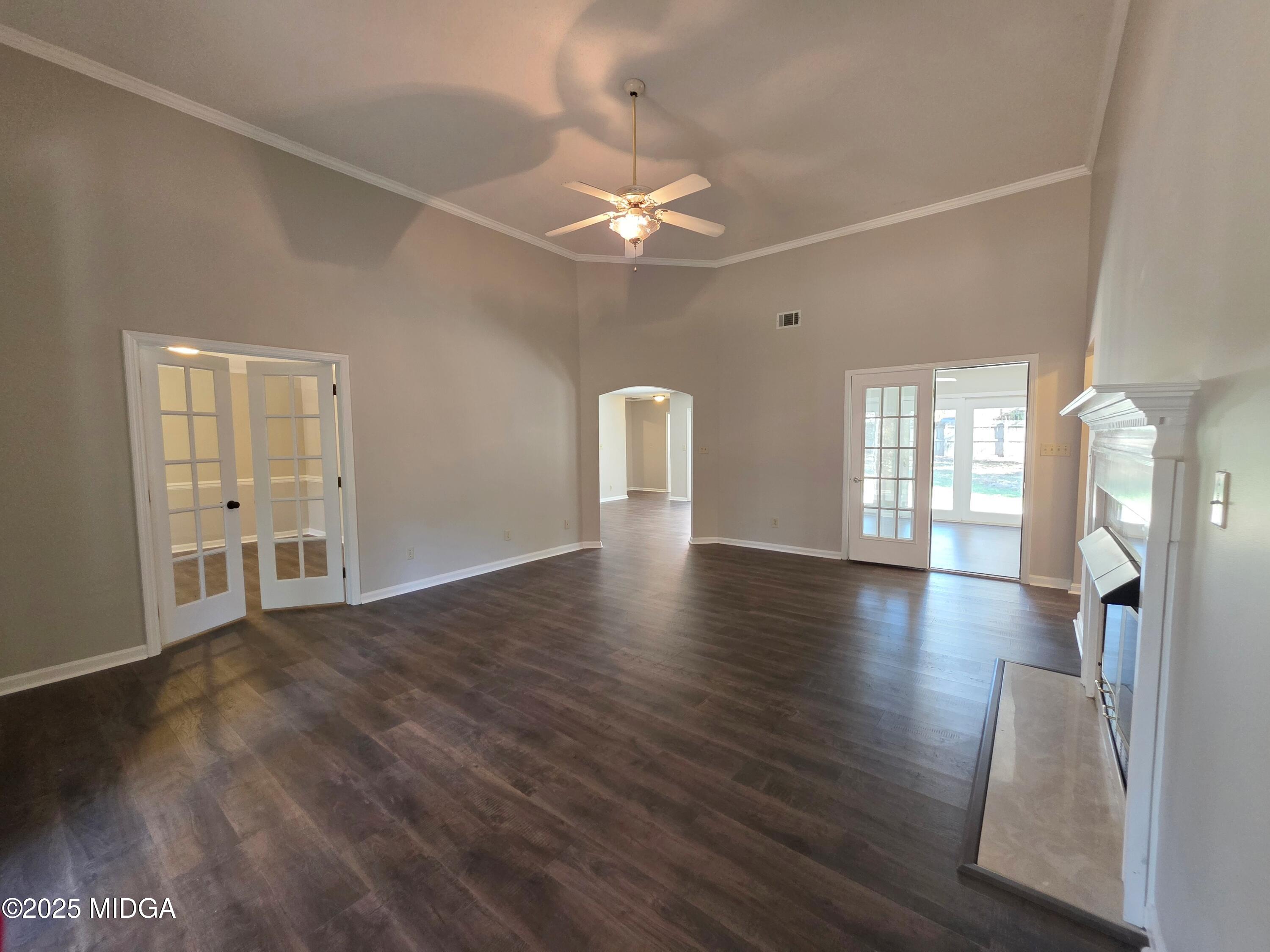 307 Pheasant Ridge Drive Warner Robins, GA 31088 - Photo 7 of 39 a view of livingroom with hardwood floor and ceiling fan