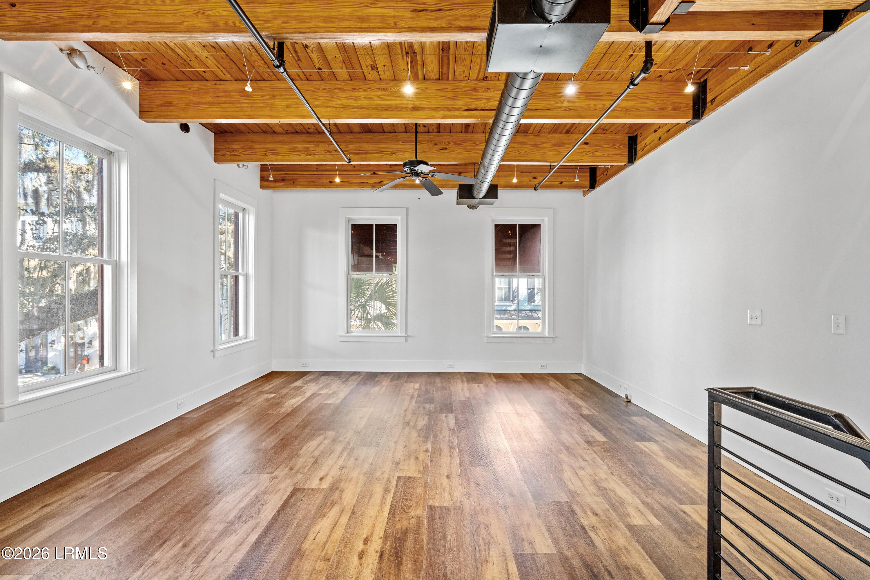 8 A Market, Unit 2 Beaufort, SC 29906 - Photo 13 of 39 8A Market-17