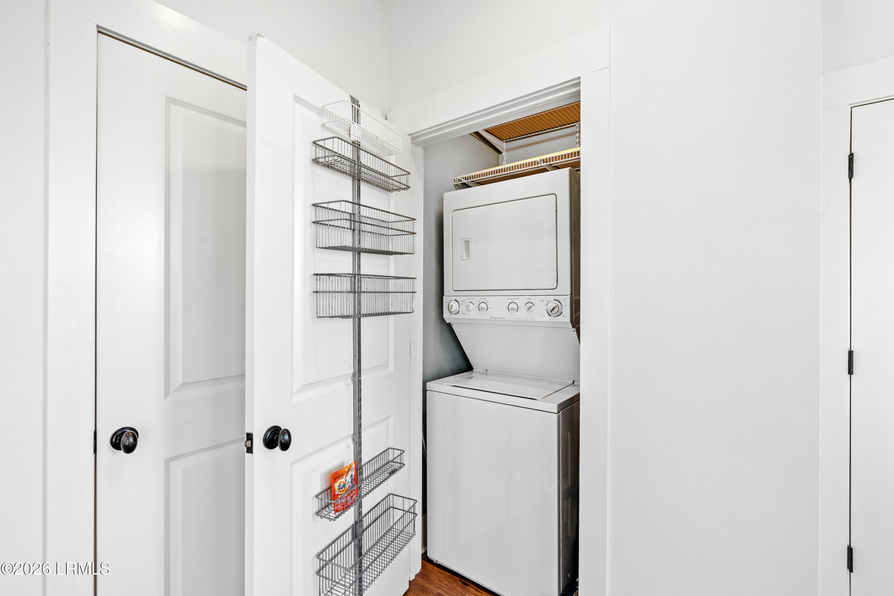 8 A Market, Unit 2 Beaufort, SC 29906 - Photo 23 of 39 8A Market-32