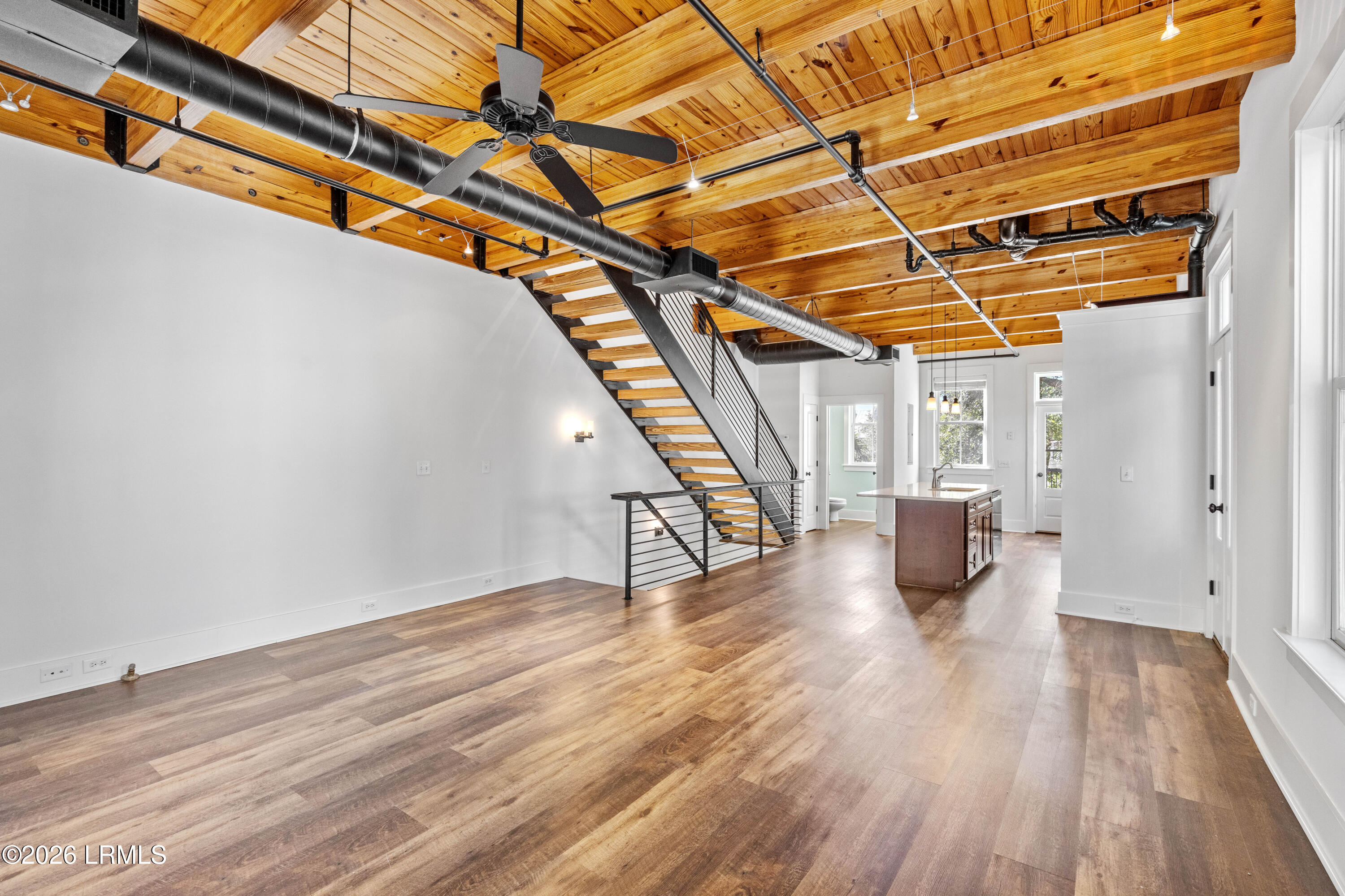 8 A Market, Unit 2 Beaufort, SC 29906 - Photo 9 of 39 8A Market-13