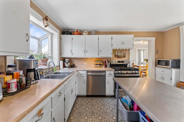$350,000 | 12 Wesley Street, Bath, ME 04530
