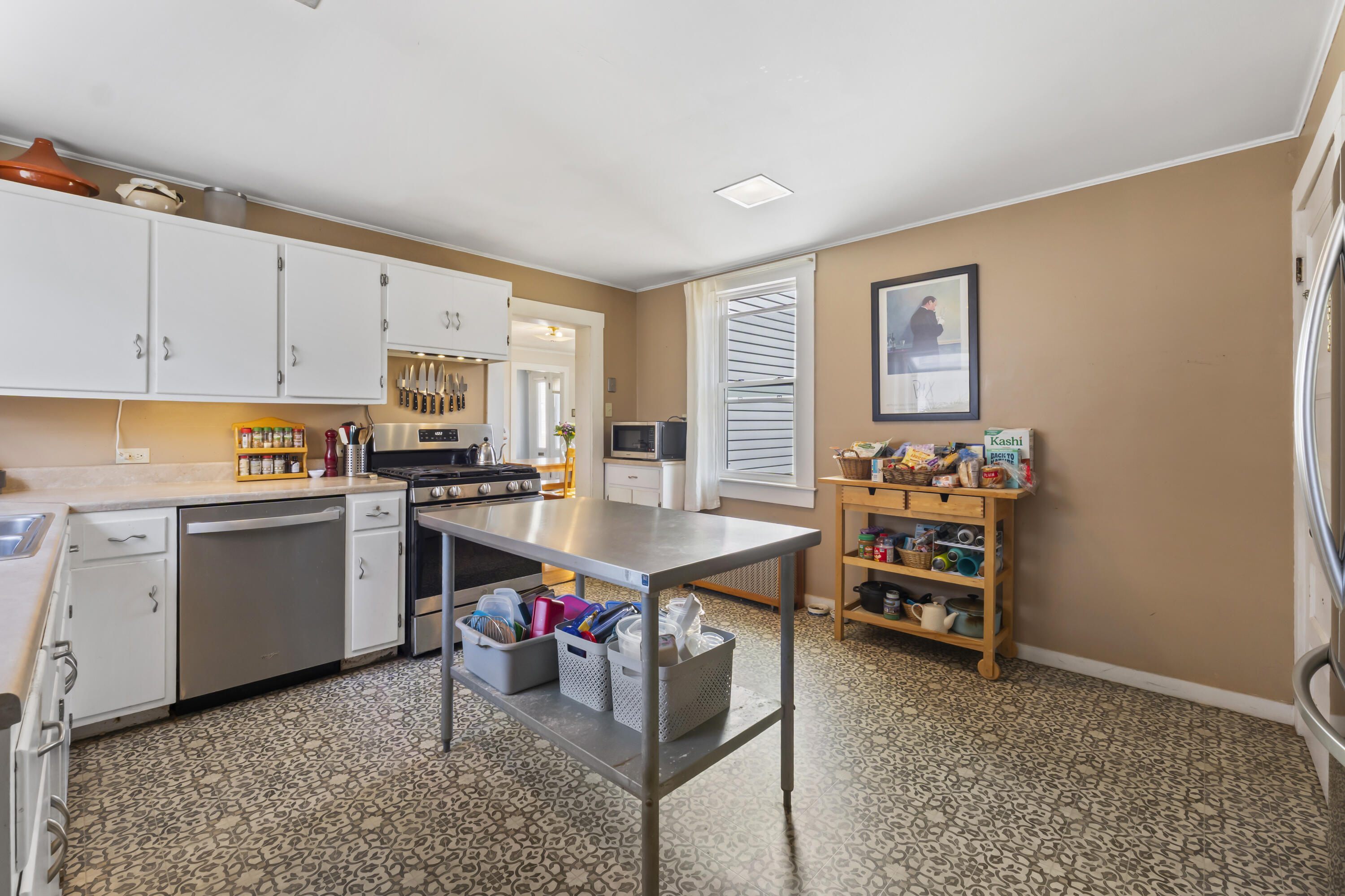 12 Wesley Street Bath, ME 04530 - Photo 9 of 31 photos_high_resolution_12_Wesley_St_0121