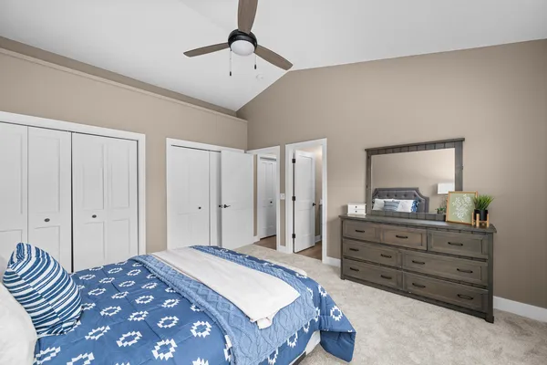 $395,000 | 1266 33rd Ave Circle, Silvis, IL 61282