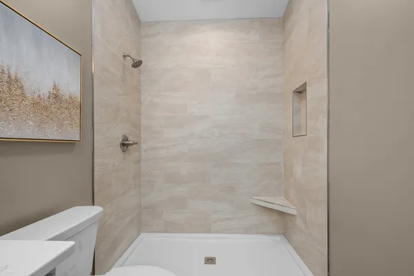 $395,000 | 1266 33rd Ave Circle, Silvis, IL 61282