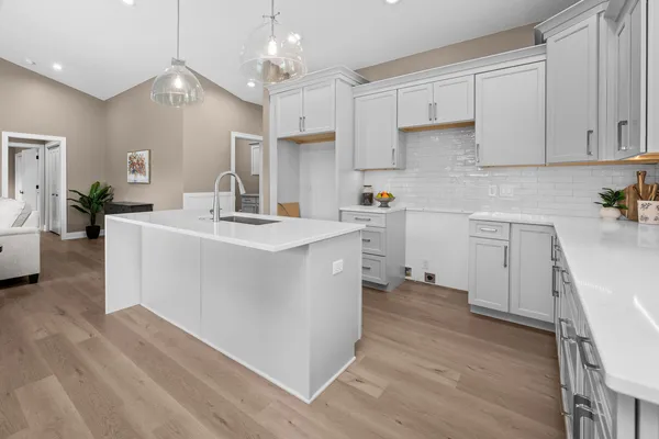 $395,000 | 1266 33rd Ave Circle, Silvis, IL 61282