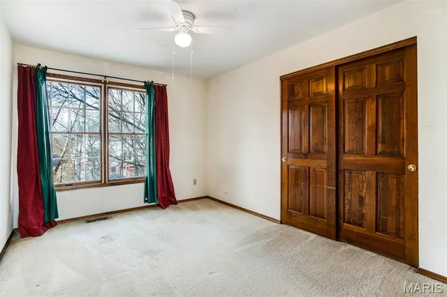 $530,000 | 719 Carman Meadows Drive South, Manchester, MO 63021