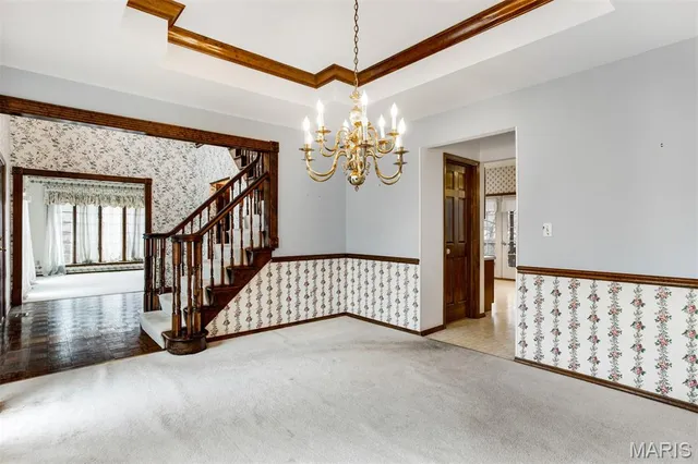 $530,000 | 719 Carman Meadows Drive South, Manchester, MO 63021