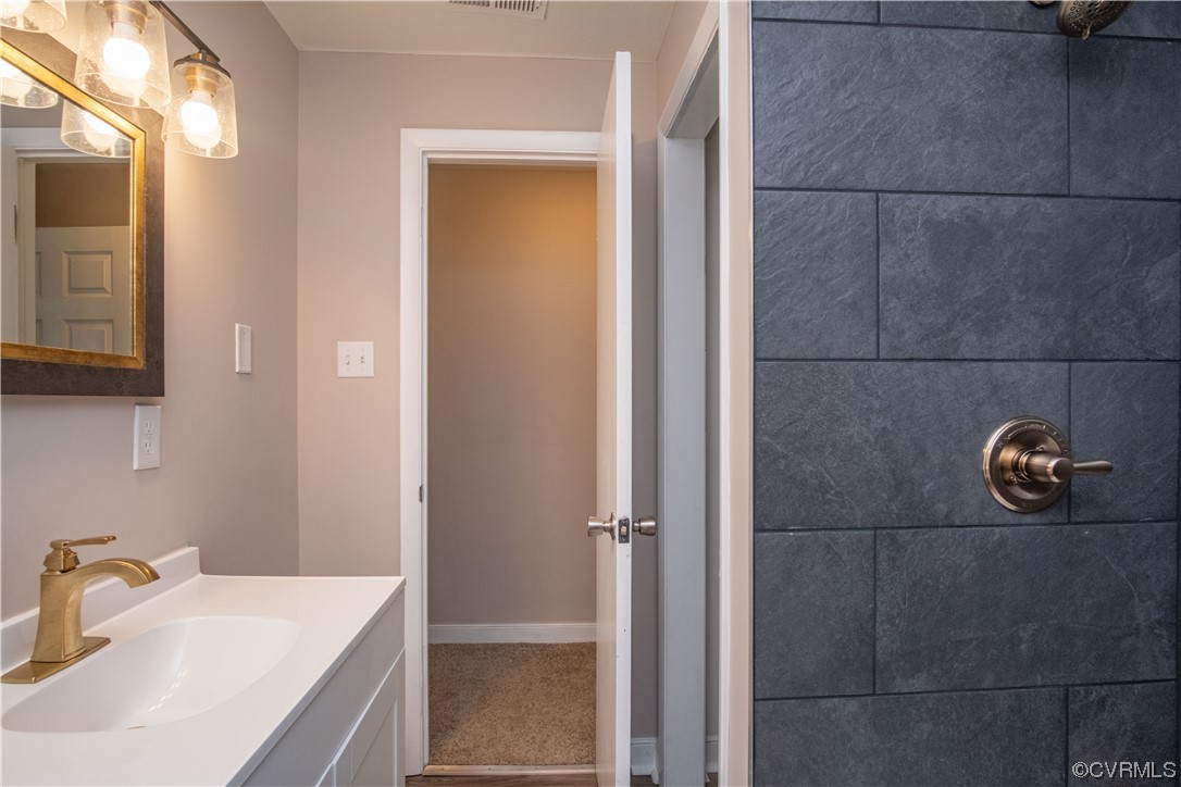 4806 Regina Road Sandston, VA 23150 - Photo 19 of 27 Gallery Image 19