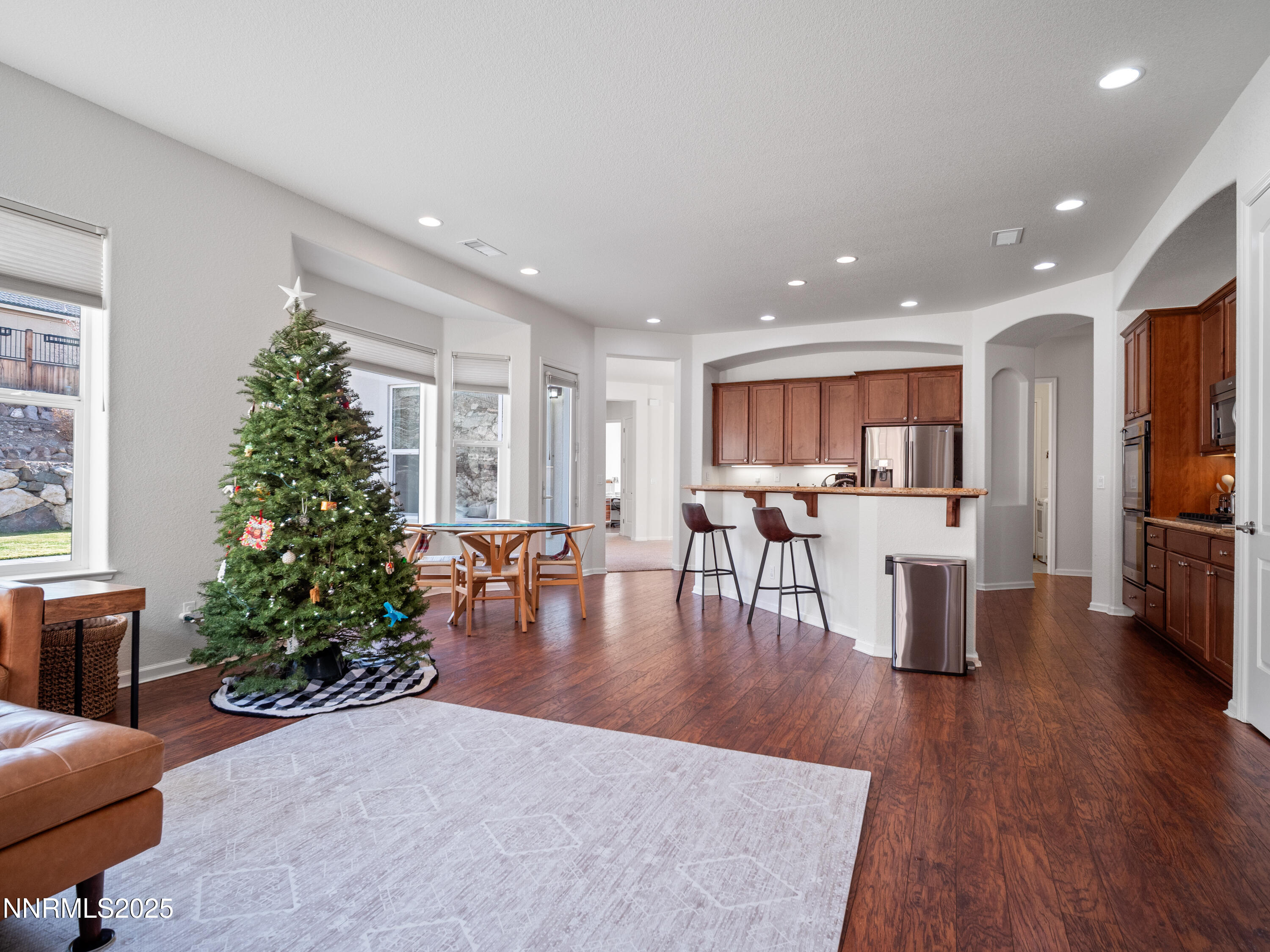 7490 Rough Rock Drive Reno, NV 89502 - Photo 5 of 75 Photo-28