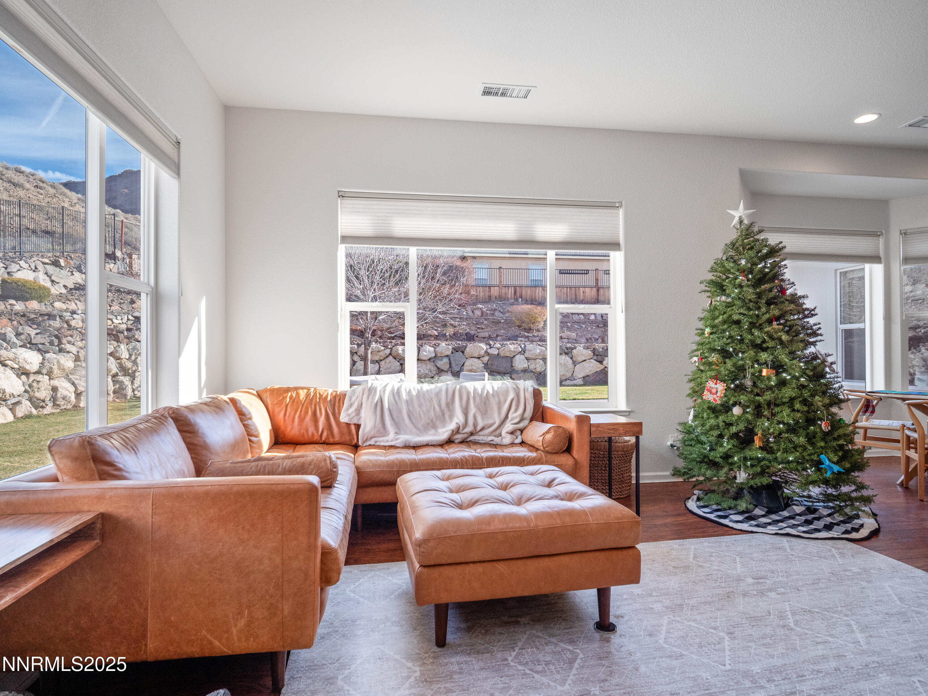 7490 Rough Rock Drive Reno, NV 89502 - Photo 8 of 75 Photo-29