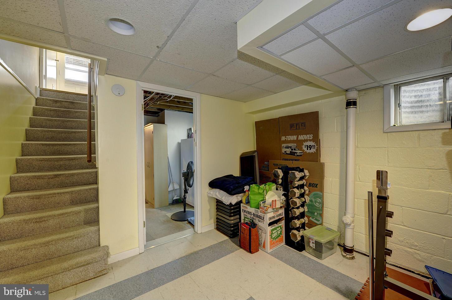 2908 Harris Avenue Silver Spring, MD 20902 - Photo 16 of 30 a room with wooden furniture