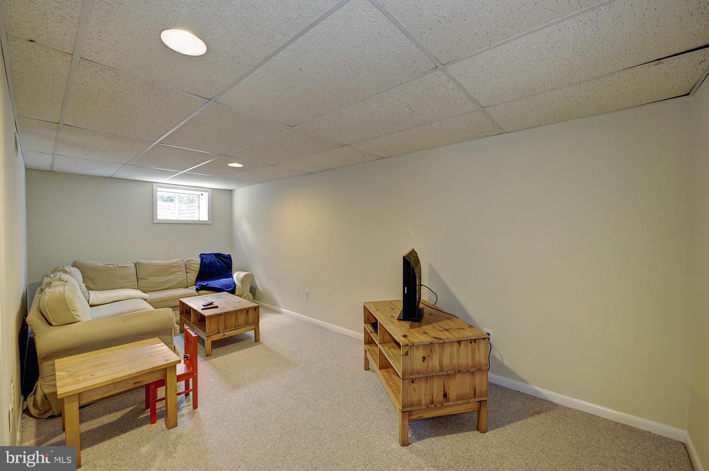 2908 Harris Avenue Silver Spring, MD 20902 - Photo 17 of 30 a living room with furniture
