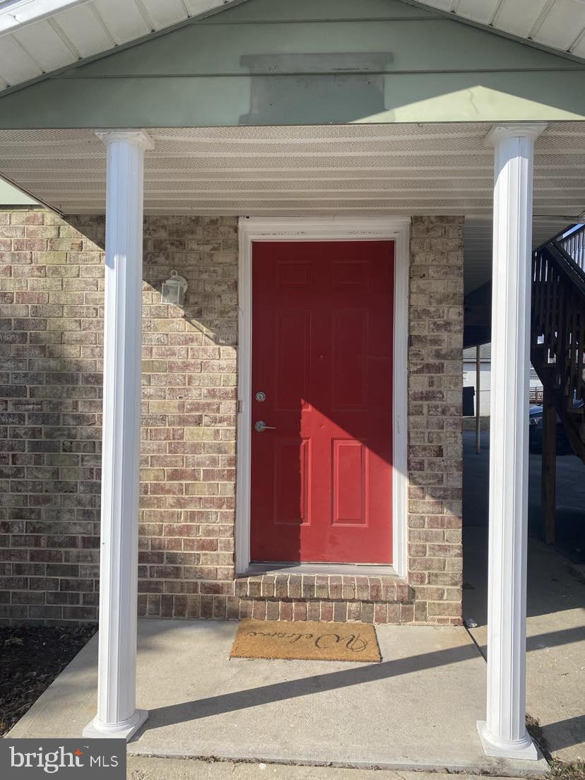 120 West 4th Avenue, Unit 1 Ranson, WV 25438 - Photo 1 of 12 First floor entry