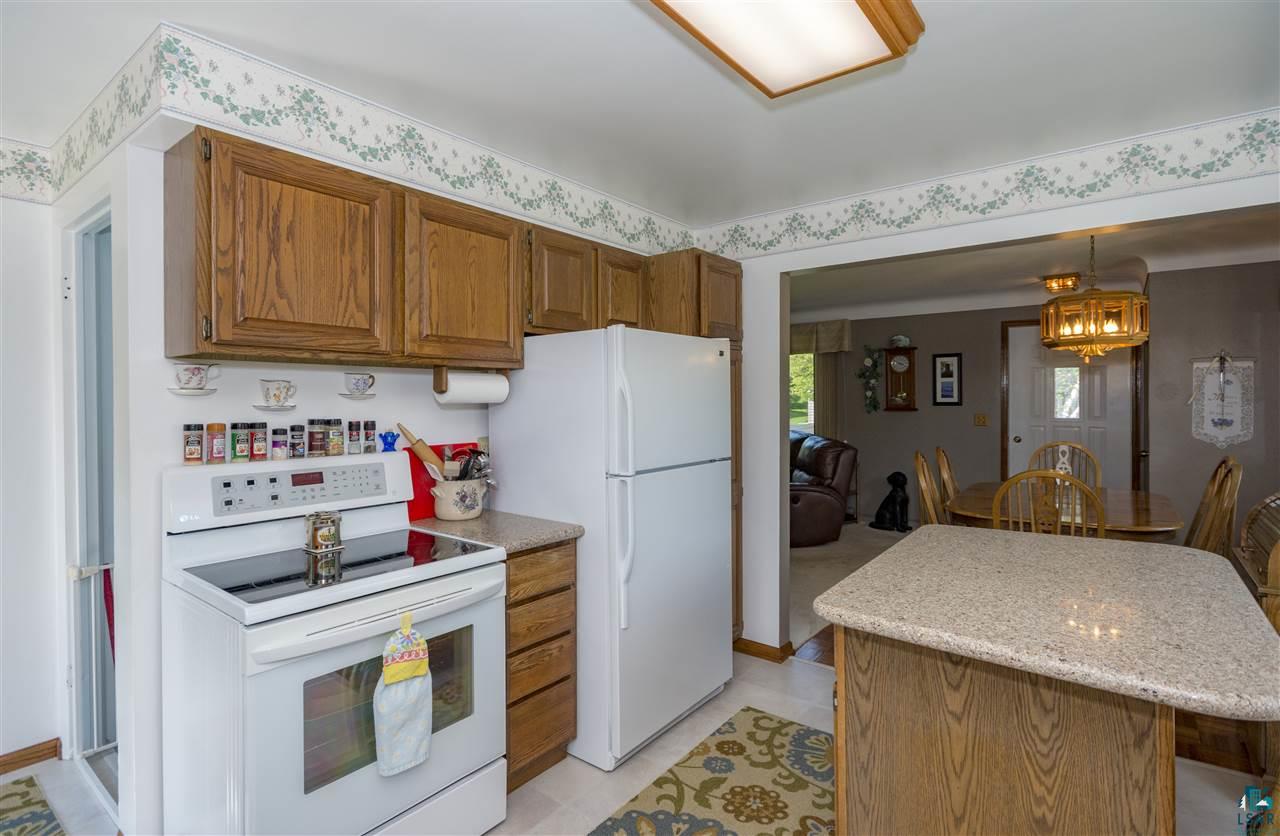 2349 Hutchinson Road Duluth, MN 55811 - Photo 5 of 15 Gallery Image 5