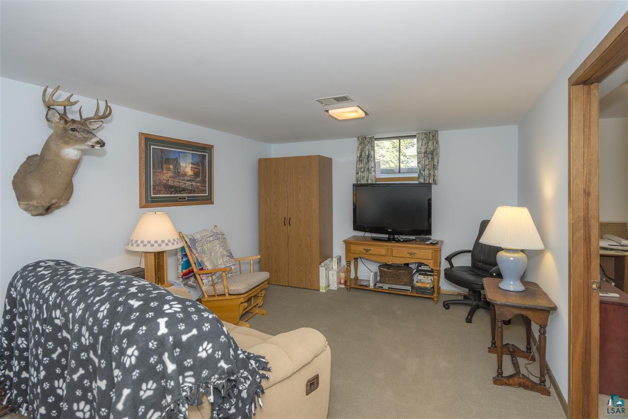 2349 Hutchinson Road Duluth, MN 55811 - Photo 9 of 15 Gallery Image 9