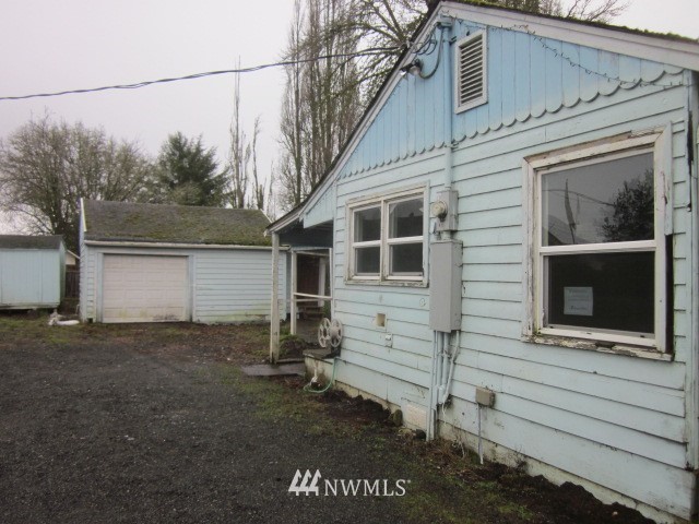 378 Boistfort Road Curtis, WA 98538 - Photo 16 of 18 a view of a house with a yard