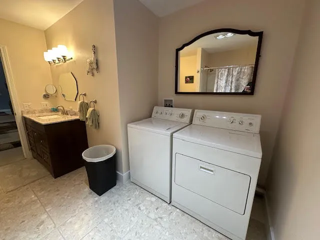 $649,000 | 608 Atlantic Highway, Northport, ME 04849