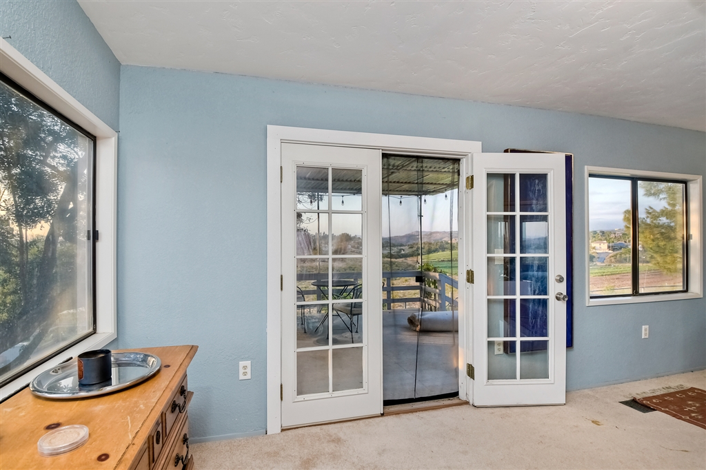 31094 Rodriguez Road Escondido, CA 92026 - Photo 13 of 24 Gallery Image 13