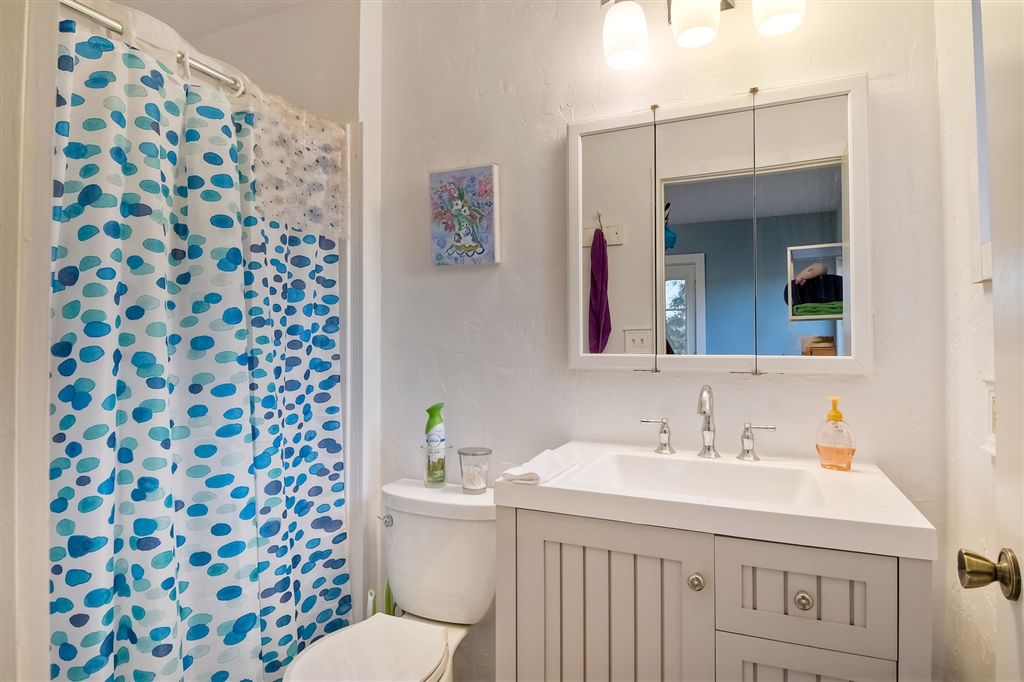 31094 Rodriguez Road Escondido, CA 92026 - Photo 14 of 24 Gallery Image 14