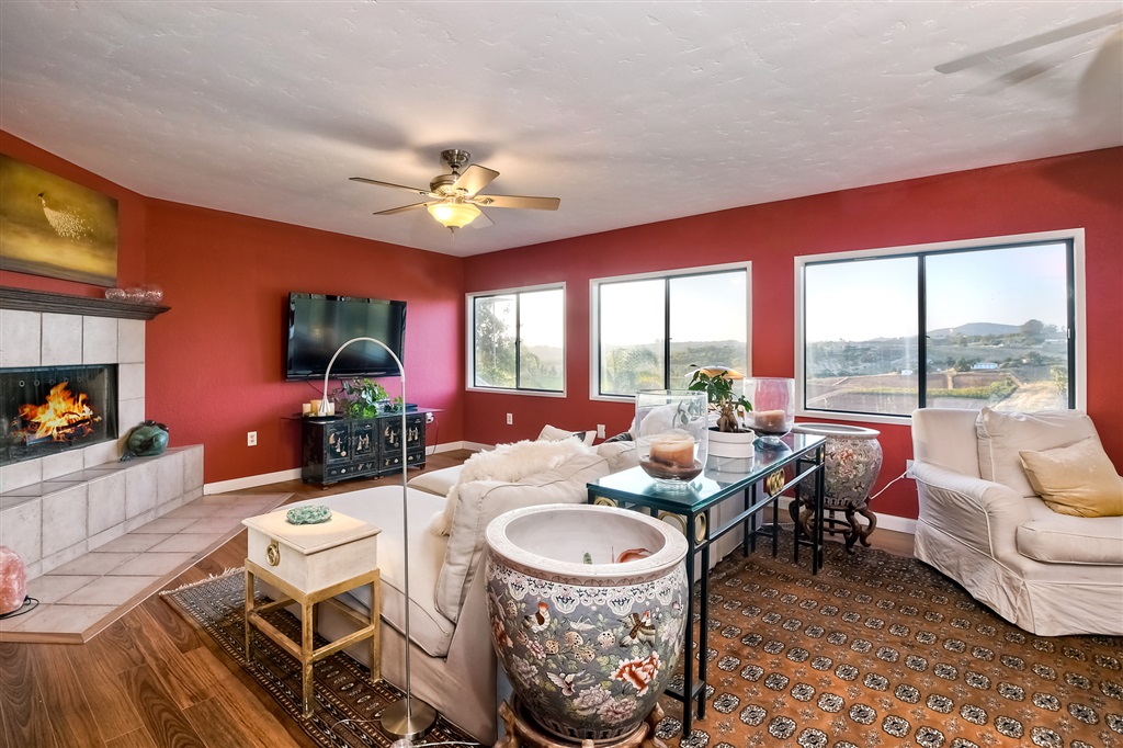 31094 Rodriguez Road Escondido, CA 92026 - Photo 9 of 24 Gallery Image 9