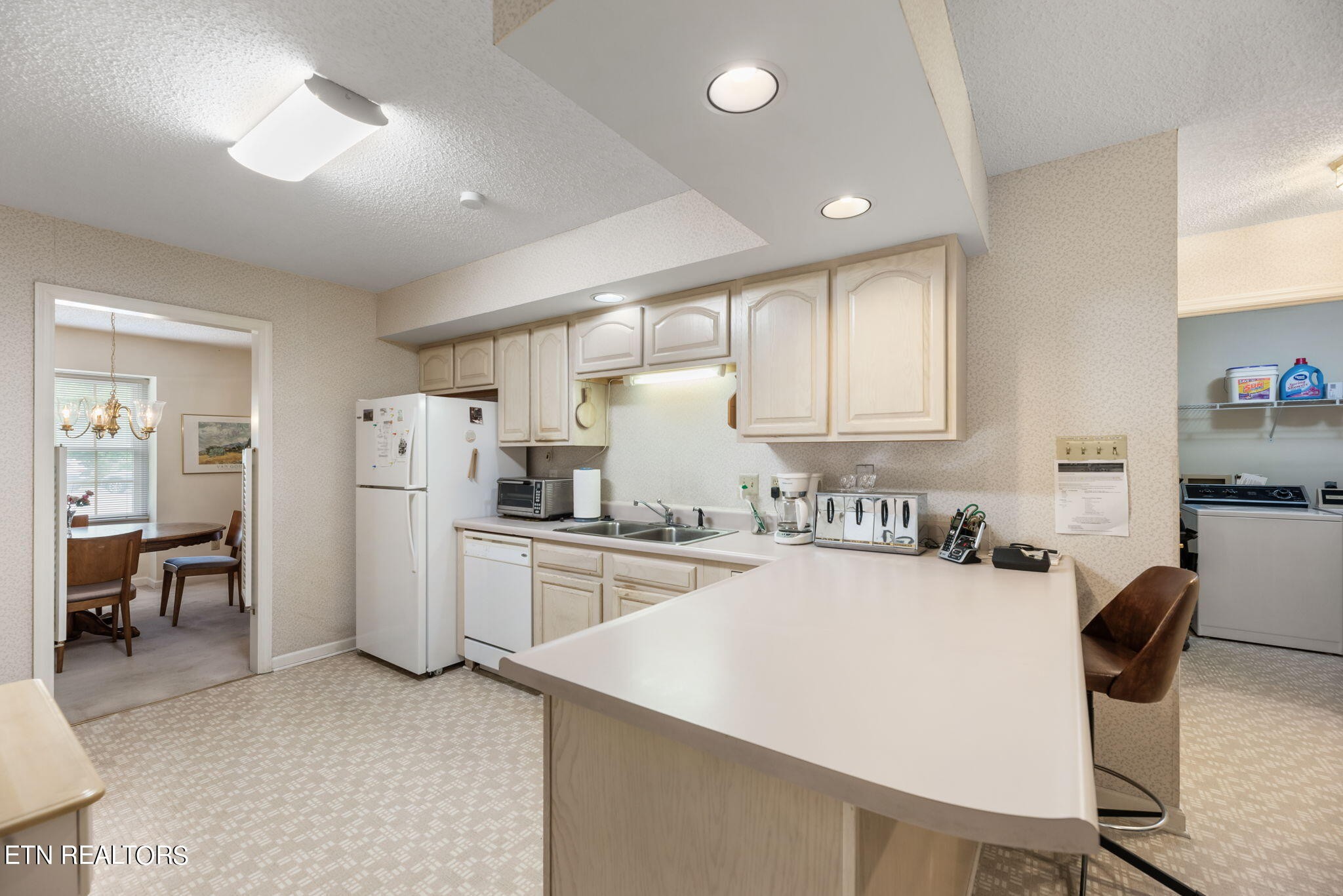 103 Naples Lane Oak Ridge, TN 37830 - Photo 8 of 33 Gallery Image 8