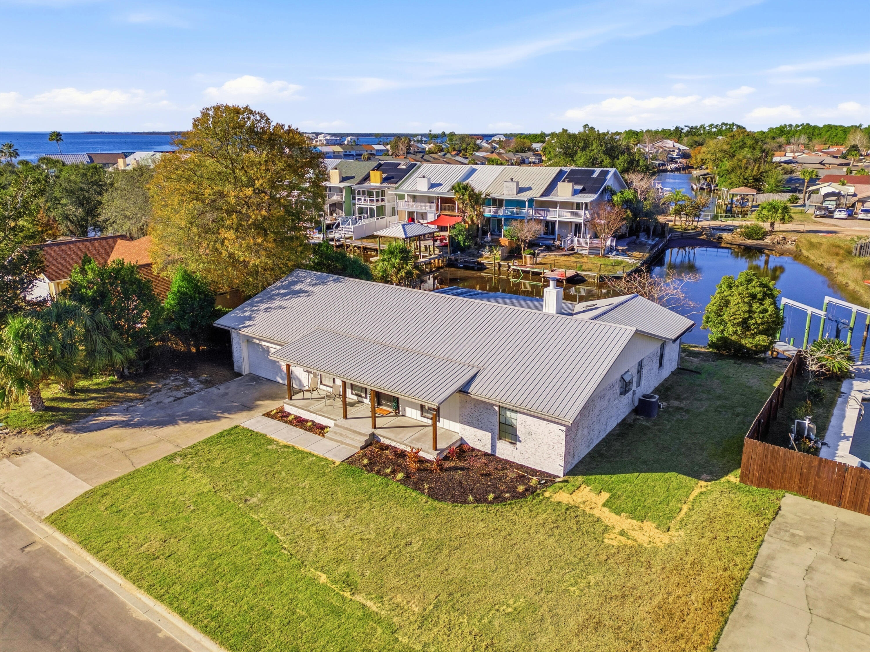 1218 Tuscany Road Panama City, FL 32405 - Photo 33 of 34 a view of a city