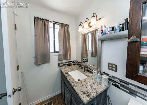 $735,000 | 3830 Hemmingway Road, Colorado Springs, CO 80930