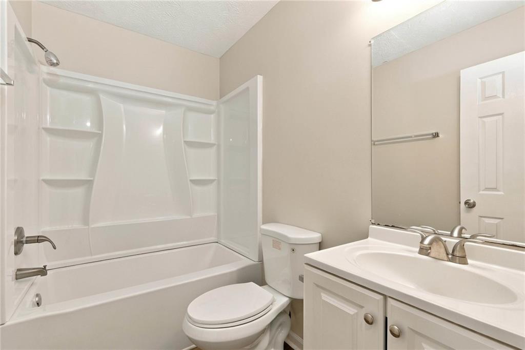 2741 Oxford Drive Decatur, GA 30034 - Photo 14 of 17 Gallery Image 14