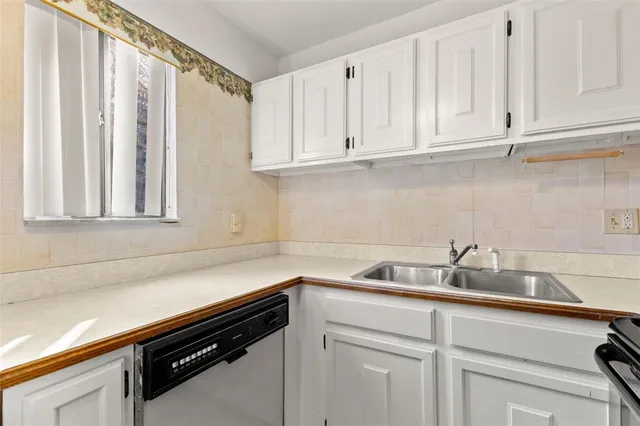 $150,000 | 1836 North Crystal Lake Drive, Lakeland, FL 33801