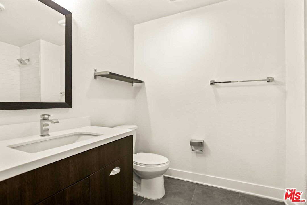 2970 Ripple Place, Unit 104 Los Angeles, CA 90039 - Photo 24 of 38