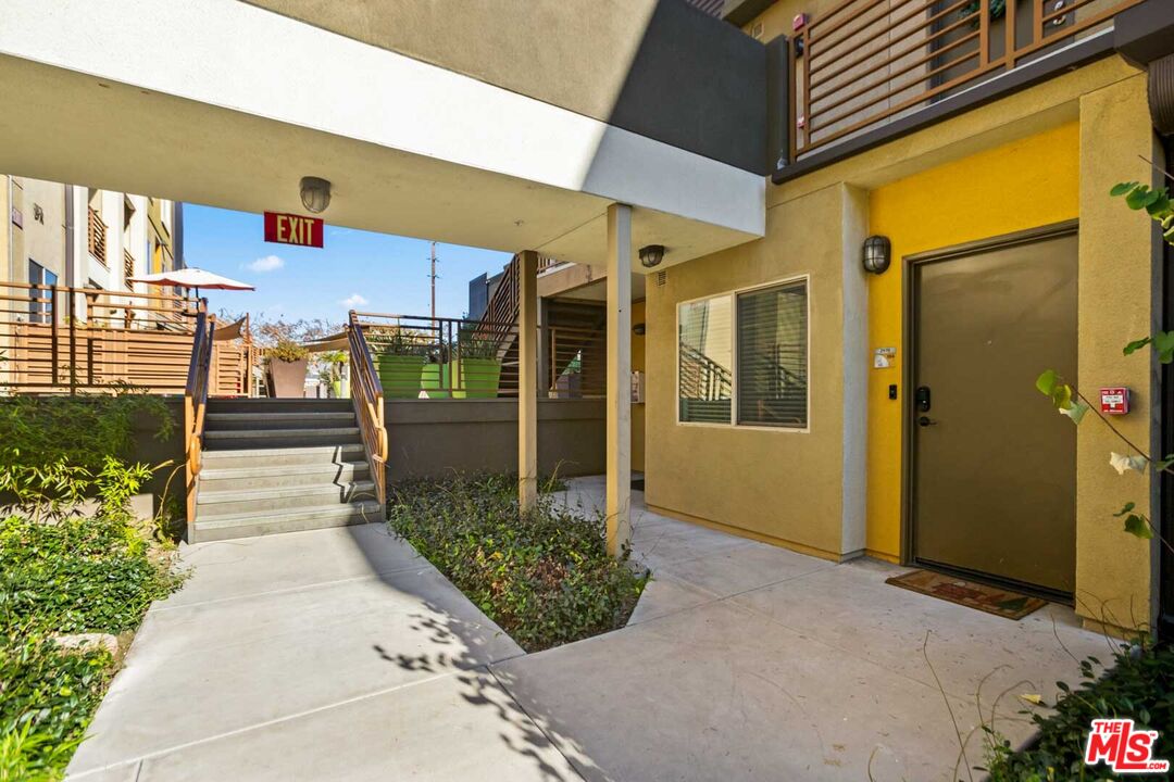 2970 Ripple Place, Unit 104 Los Angeles, CA 90039 - Photo 29 of 38