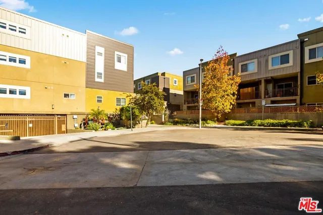 $3,400 | 2970 Ripple Place, Unit 104, Los Angeles, CA 90039