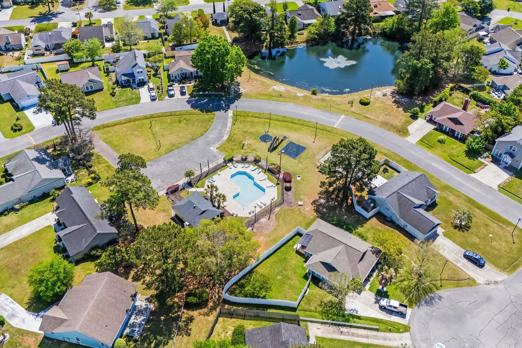 9673 Kings Grant Drive Murrells Inlet, SC 29576 - Photo 31 of 36
